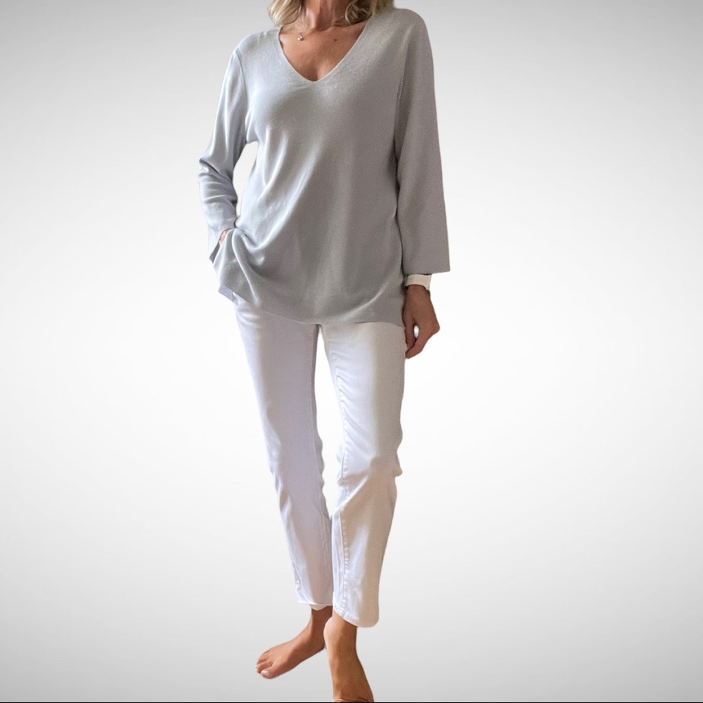 Eileen Fisher Superfine Merino Wool V-Neck Sweater Light Blue XS NWOT